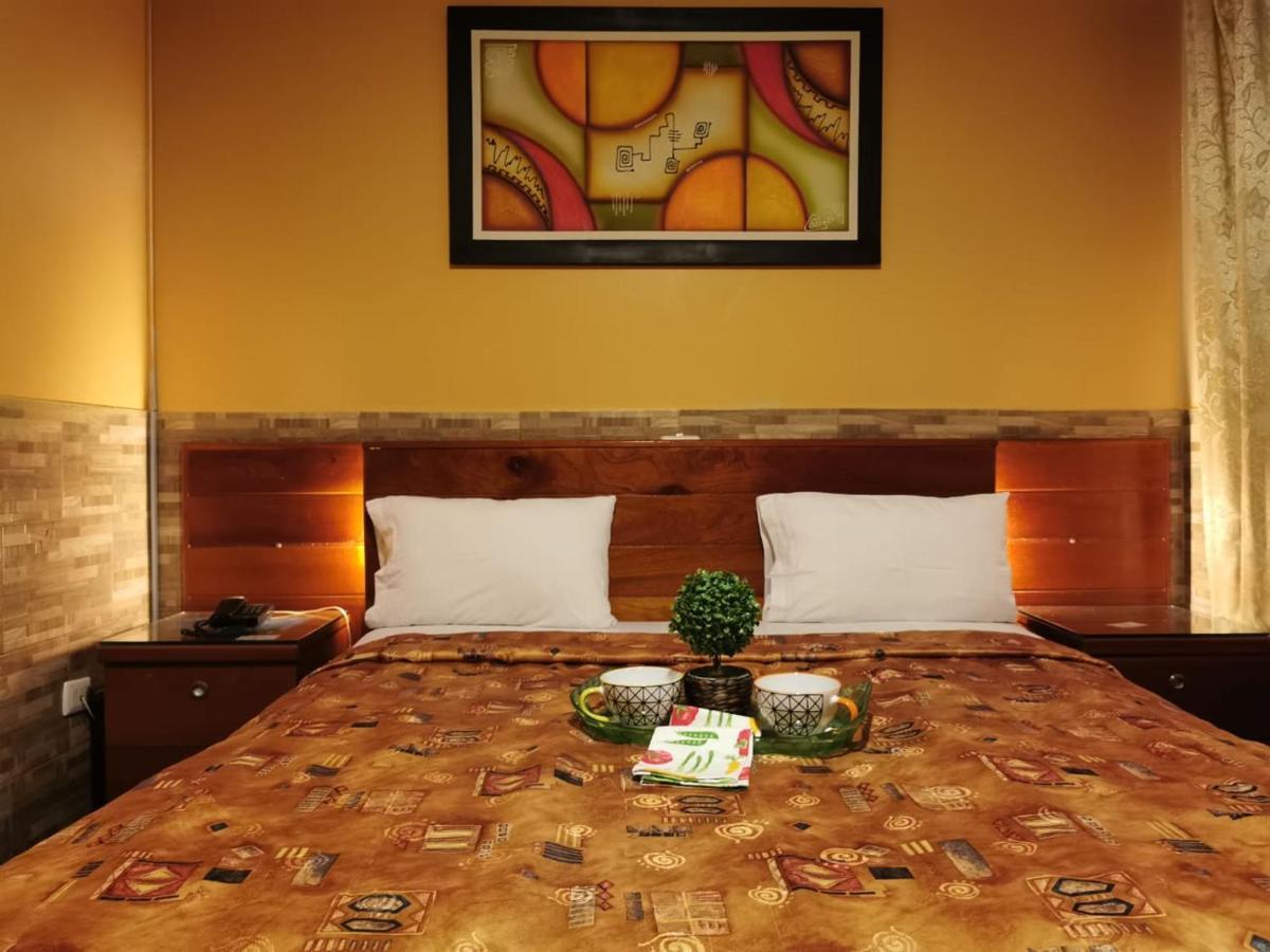 Dia Y Noche Hotel Lima